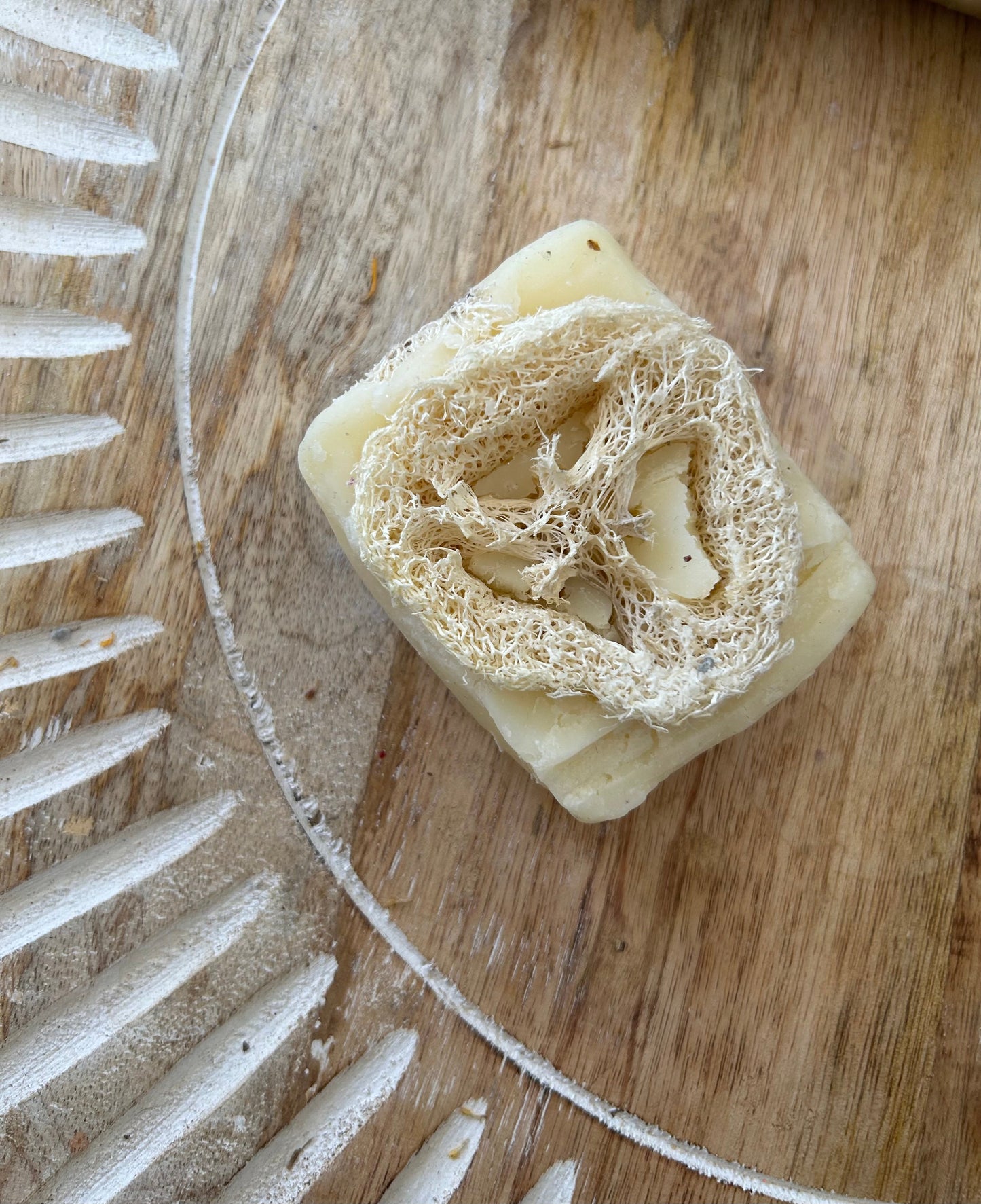 Loofah Tea tree Soap